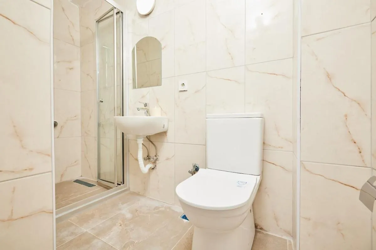 Stunning 3Br 3Bathroom 3Ac Near Metro D4 Istanbul