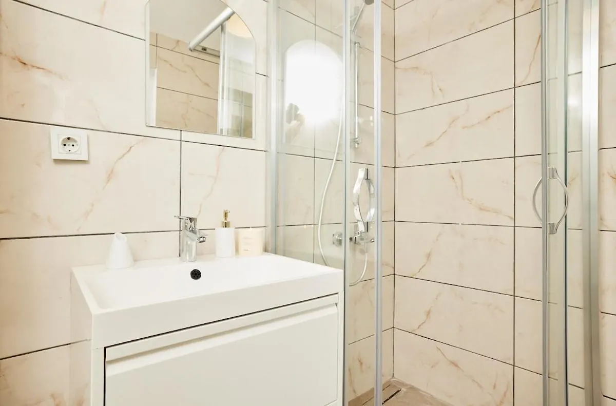 Stunning 3Br 3Bathroom 3Ac Near Metro D4 Istanbul Apartament